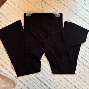 Old Navy Maternity Flare Leggings